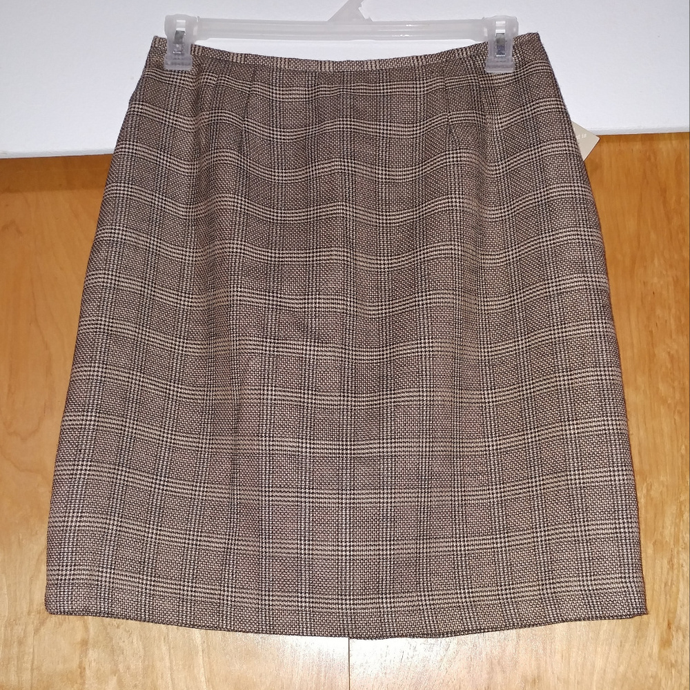 Briggs New York Women Skirt Brown Size 14 made in USA NWT